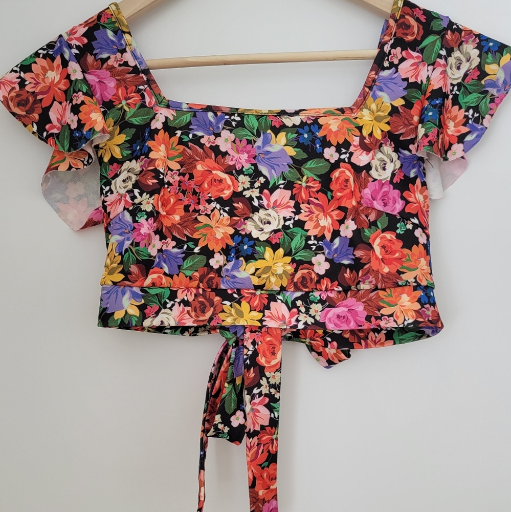 Flower top never used